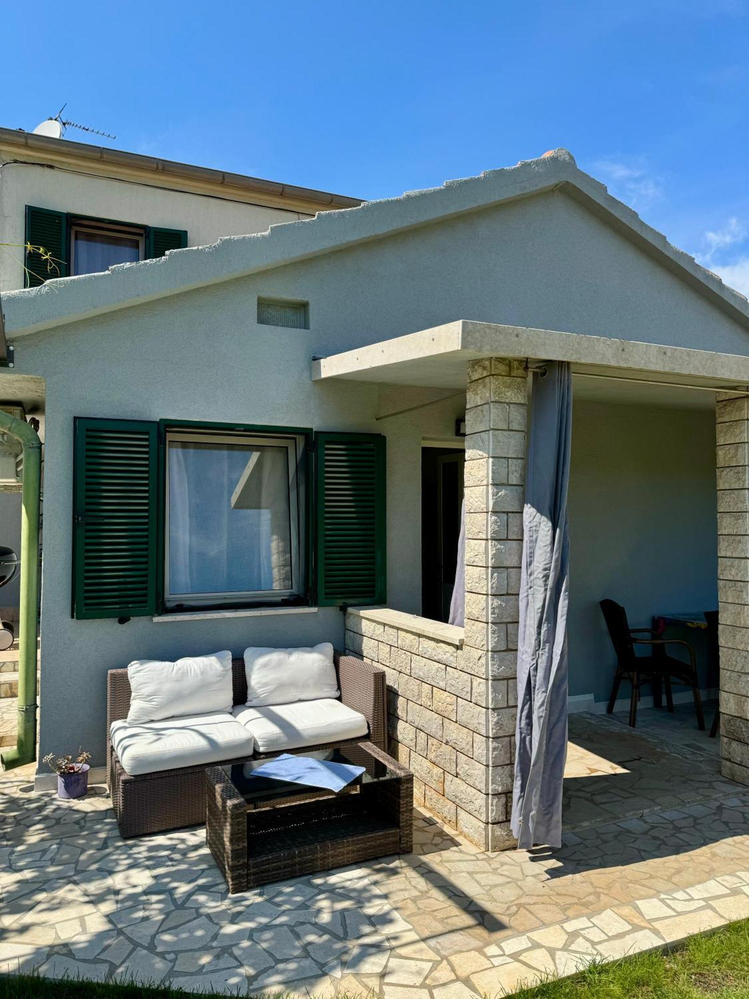 Enna Apartment B Meerblick Perfect Location Medulin Exterior photo